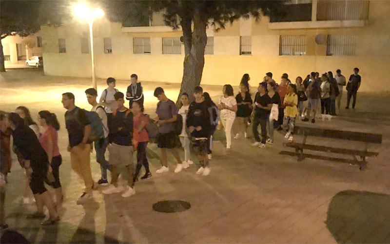“Más autobuses” a primera hora de la mañana para atender la alta demanda de usuarios en las conexiones entre Puerto Real y Cádiz