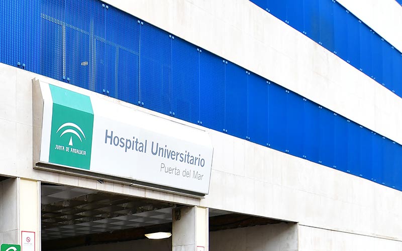 Denuncian la “drástica” reducción de contrataciones en el Puerta del Mar, que sufre un “absoluto caos” por la “extrema falta de personal”