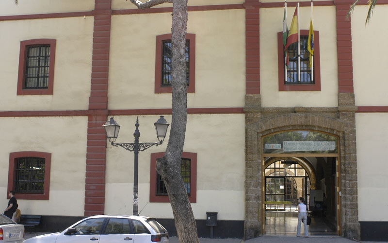 La Facultad de Filosofía y Letras de Cádiz, entre las “mejores”