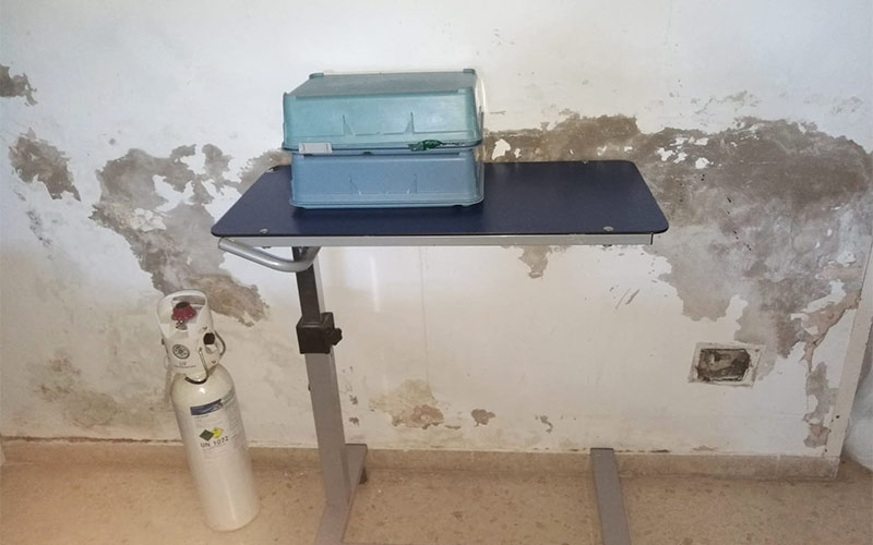 CSIF dibuja unas Urgencias del Hospital de Puerto Real con “humedades, telarañas, polvo, y déficit de personal sanitario”