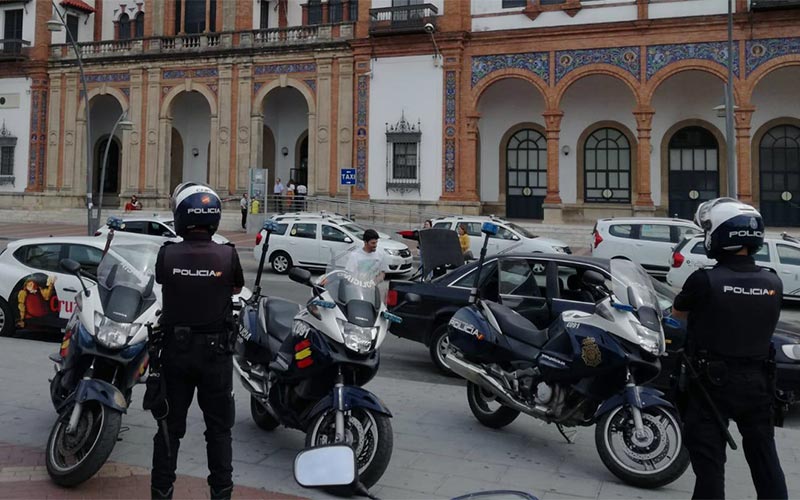 Detenido tras gritar a plena voz en los andenes de la estación de Jerez que estaba a punto de explosionar una bomba en uno de los trenes