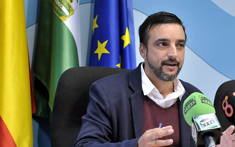 El Ayuntamiento avisa a bancos y sociedades con fincas abandonadas en el centro de Jerez: o las rehabilitan o “se aplicará la venta forzosa”