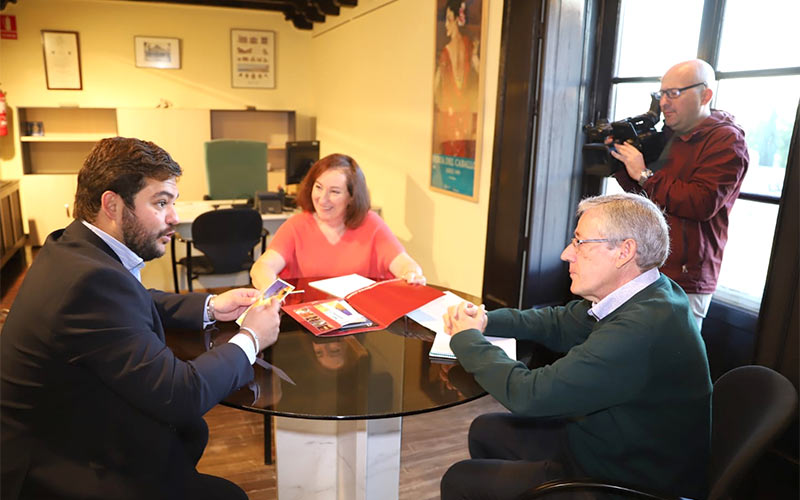 El delegado territorial de Turismo de la Junta respalda la iniciativa de Jerez de optar a la Capitalidad Europea de la Cultura en 2031