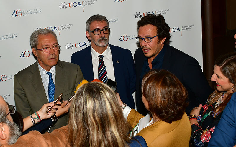 La Junta agua el cumpleaños de la UCA con su rechazo a Valcárcel