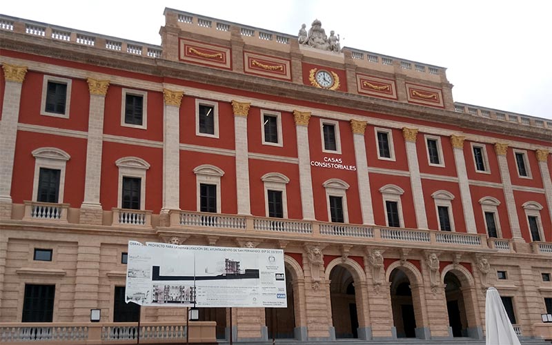 Autorizada una subvención de 4,3 millones de euros de la Junta para las obras del Ayuntamiento isleño; se cumple lo firmado en 2002