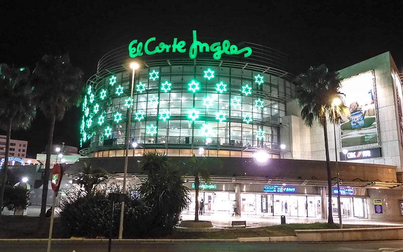 Denuncian la imposibilidad de la conciliación familiar entre la plantilla de El Corte Inglés de Cádiz; sufre “una nueva forma de esclavitud”