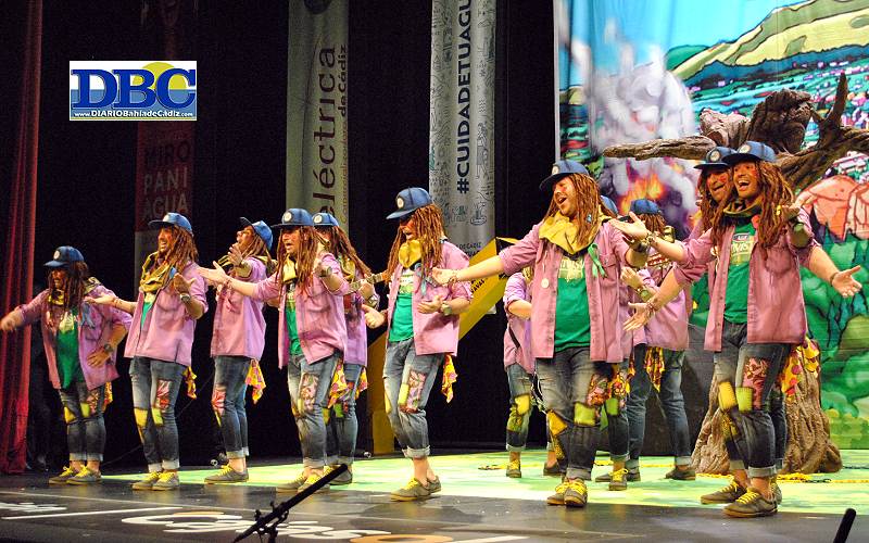 Chirigota: ‘Los activistas se la dan de artistas’