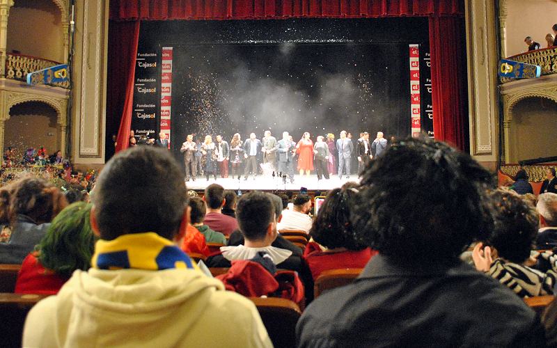 Tino, Vera, Pedrosa y los niños, los ‘primeros’ del Falla 2020