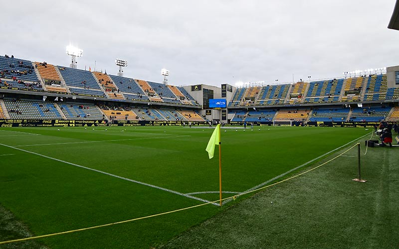 El coronavirus ‘cierra’ el estadio Carranza