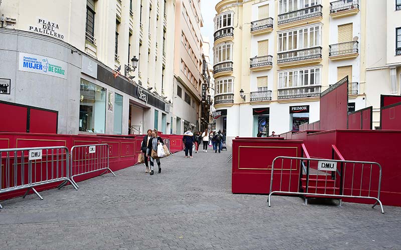 El Ayuntamiento traslada al Consejo que continuará “de momento” con las labores preparativas que le competen en la Semana Santa