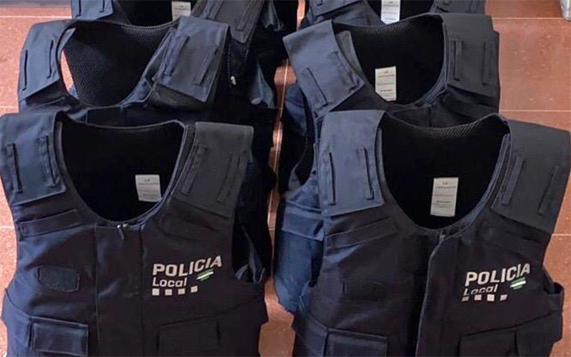 La Policía Local de Rota logra dotarse de chalecos antibalas