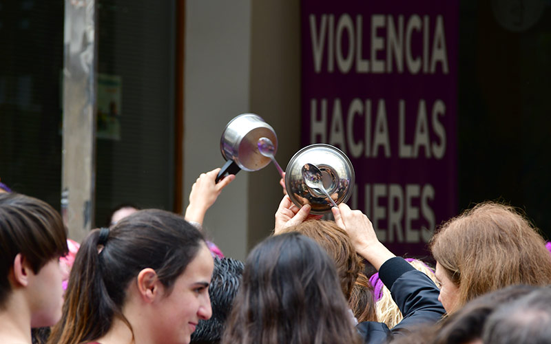 Garrón llama a la oposición y asociaciones a derivar a la Fundación de la Mujer casos de violencia machista “que no estén siendo atendidos”