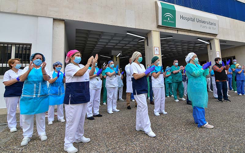 “No se está aislando de forma preventiva al personal sanitario de la provincia gaditana que usó las mascarillas defectuosas”, según CSIF