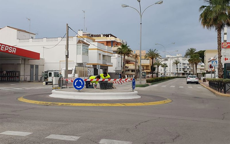 La “bandera que nos une” onderá en Rota por “la grandeza de nuestra gente frente al coronavirus y la memoria de los que nos han dejado”