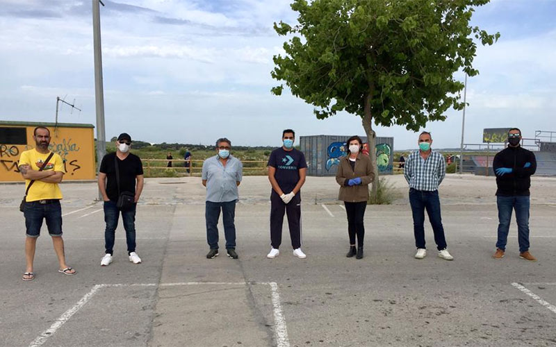 La amplitud de Las Albinas del Torno posibilita que el mercadillo de los martes pueda pensar en reabrir evitando las aglomeraciones