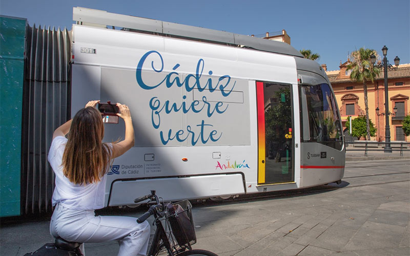 Cádiz “quiere ver” a los sevillanos este verano