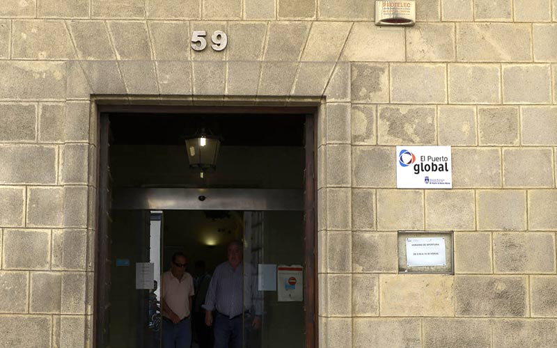 Trabajadores de El Puerto Global piden una solución a “la sangría” que padece la empresa municipal desde que ‘volvió’ el gerente