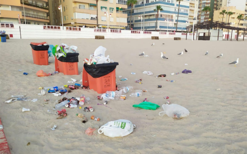 Cs apuesta por otro sistema de recogida de basuras para las playas
