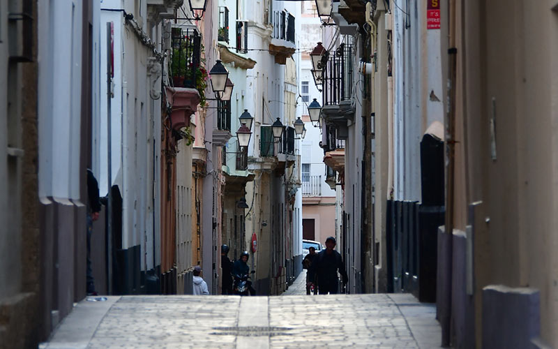 Convocado el pleno en el que se abordará la modificación del PGOU de Cádiz para limitar los usos turísticos en suelo residencial