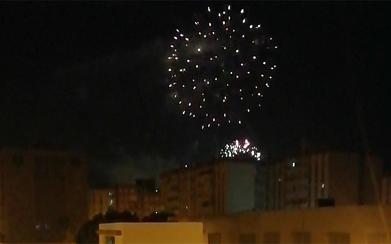 Los fuegos artificiales para despedir la no-feria de La Isla suponen para Podemos un “triple gasto superfluo en plena crisis económica”