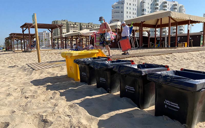 Contenedores amarillos más ‘cerca’ para fomentar el reciclaje en las playas portuenses