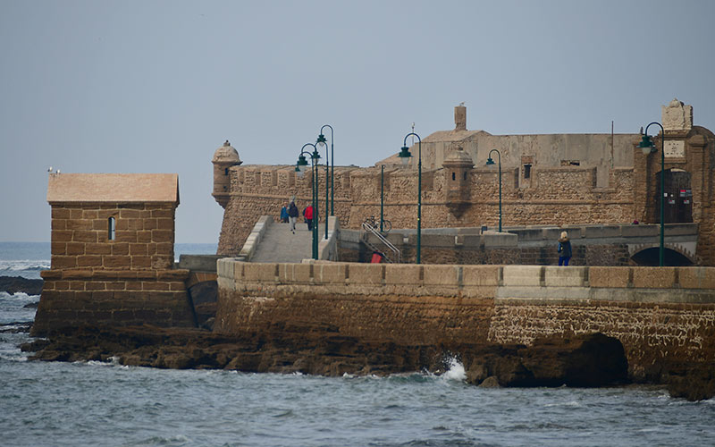 Alertan sobre el “deterioro irreversible” del castillo de San Sebastián