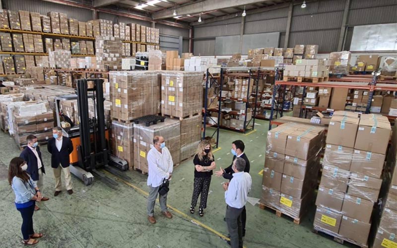 La Plataforma Logística que abastece a centros sanitarios gaditanos acumula EPIs “suficientes” ante “posibles nuevos picos de contagio”