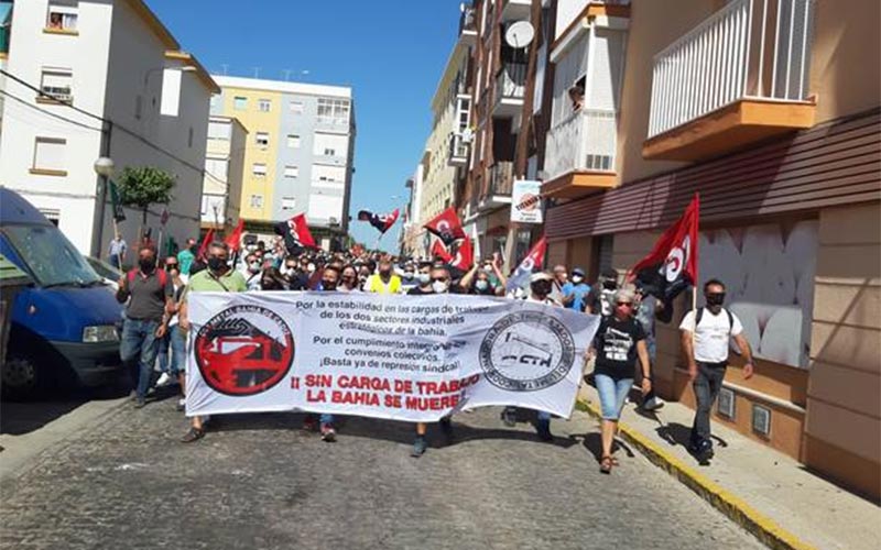 Los convocantes valoran como “meritoria” la huelga del metal en la Bahía “pese a la presión de los sindicatos mamporreros de la patronal”
