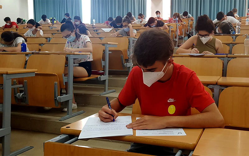 Más de 1.200 gaditanos se enfrentan a la Selectividad de septiembre