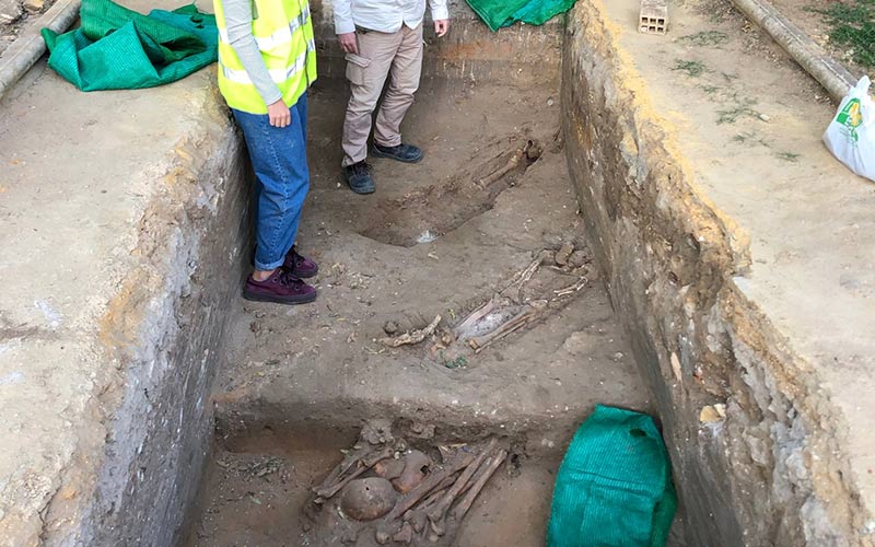 La búsqueda de restos de represaliados del franquismo en Jerez se trasladará al entorno de las Torres de Córdoba