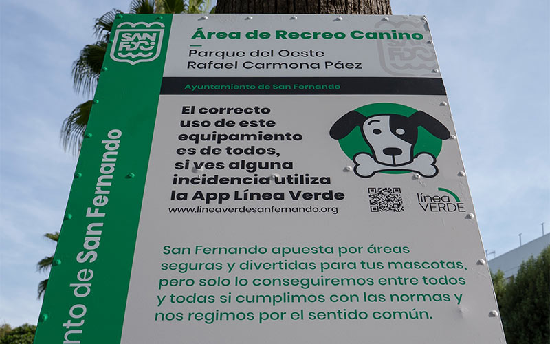 Proyectadas seis áreas de recreo animal en varias zonas de La Isla pensando en “la convivencia entre personas y animales de compañía”