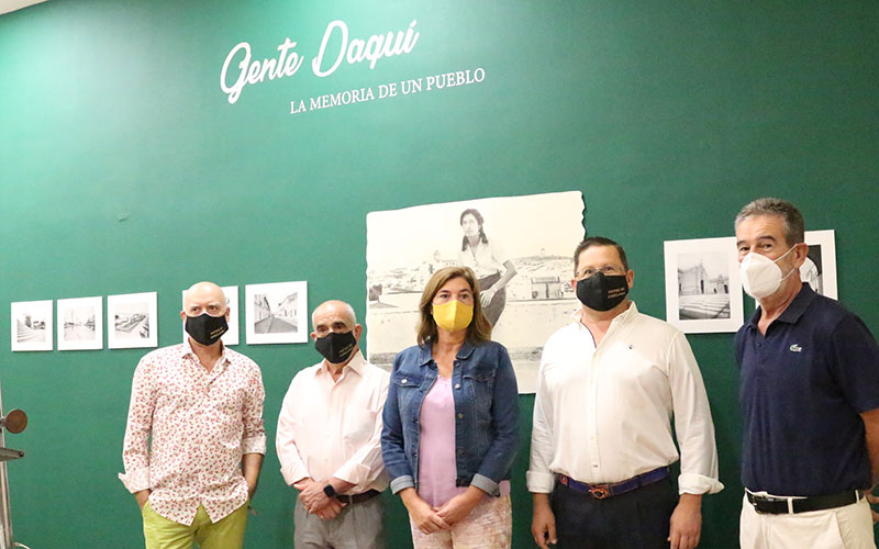 El Museo de Chiclana expone ‘Gente daquí’: una reunión de “pequeñas memorias”, de fotografías privadas “de personas y de un lugar”