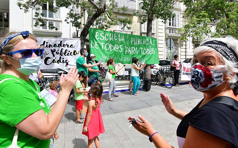 Nueva huelga en la enseñanza pública para este jueves 15-O por unas “aulas seguras” y frente a la “privatización” del Bachillerato y la FP