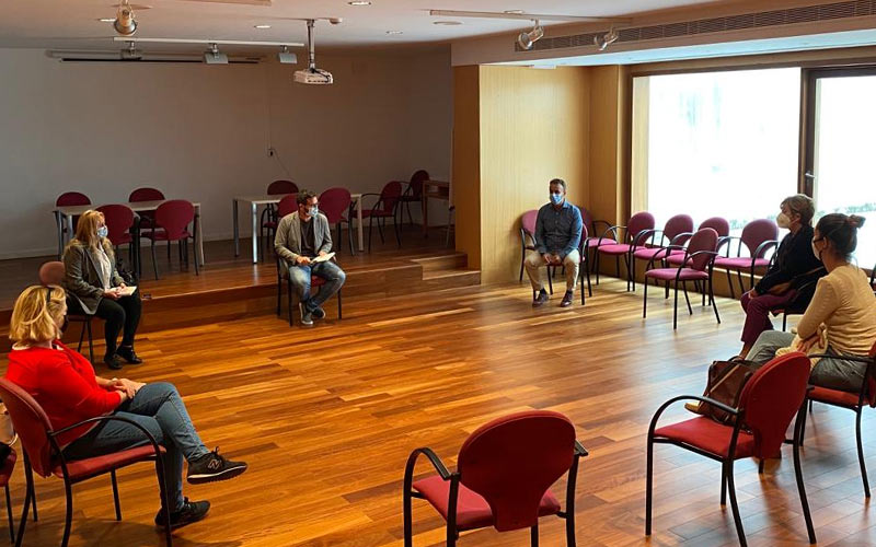 La guardería municipal soporta un último curso “abandonada”