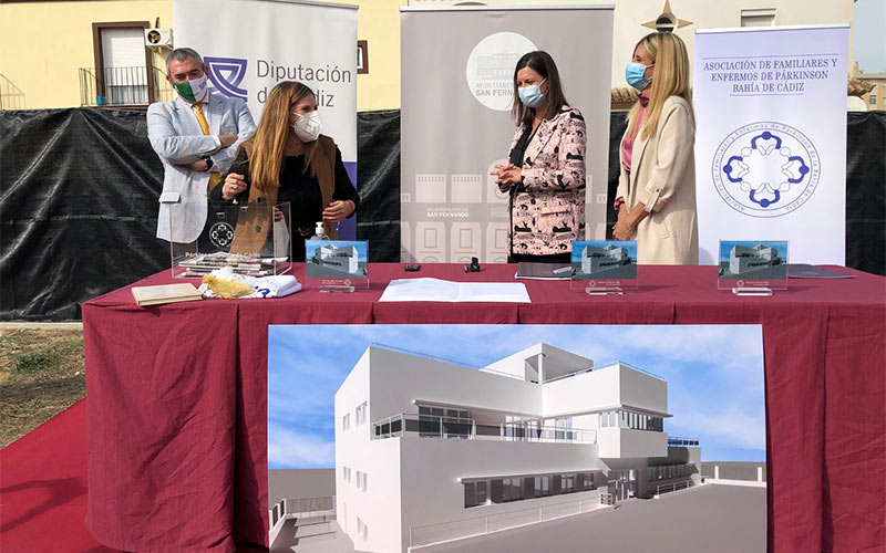 Colocada la primera piedra de la nueva unidad de estancia diurna de Parkinson Bahía de Cádiz, con el objetivo de atender a más enfermos