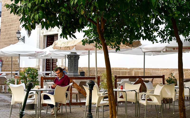 30.792 gaditanos desempleados más que hace un año; paro crónico y estructural, dependencia de los servicios y para colmo una pandemia