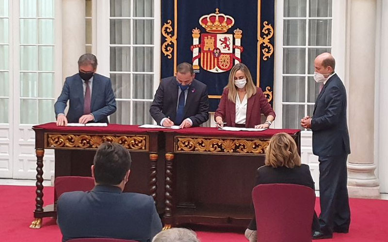 Gobierno, Junta y Ayuntamiento cofinancian tres promociones de viviendas para alquiler social; Cádiz ‘asume’ el 65% de la inversión