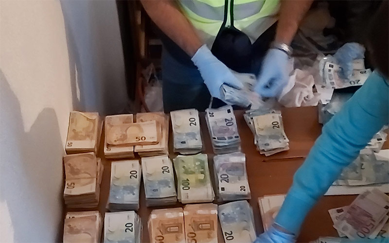 Cae una de las redes “más activas” de traficantes de cocaína y marihuana de Cádiz; su cabecilla huido fue detenido en una fiesta