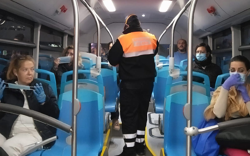 Llega a Cádiz otra remesa de mascarillas, y ya van casi 1,5 millones, para su distribución entre personal esencial y colectivos vulnerables