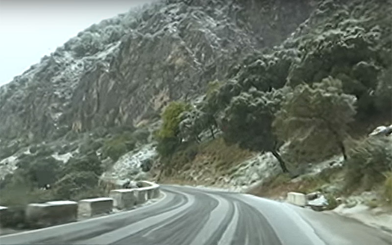 Llamamiento a los gaditanos que planean ir a la Sierra a ver la nieve a quedarse en casa para protegerse del Covid-19 y de sufrir accidentes