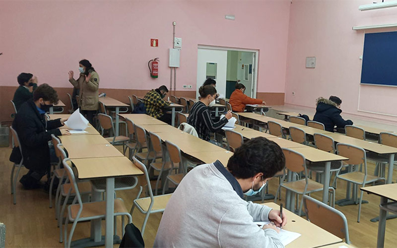 La UCA inicia sus exámenes cuatrimestrales entre el formato presencial y el virtual, que se impondrá en los cuatro campus