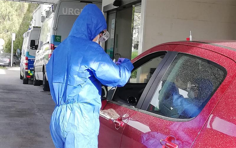 El punto Autocovid en Rota se instala finalmente en el recinto ferial