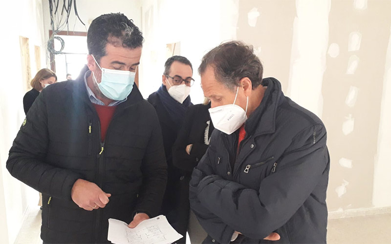 El equipo de profesionales del proyecto Eracis en Chiclana desarrollará su trabajo en el local social de Fuente Amarga
