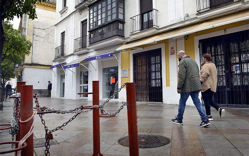 El Consistorio jerezano calcula que la pandemia le ha costado ya unos 10 millones, pero apenas ha recibido 735.000 euros extras de la Junta