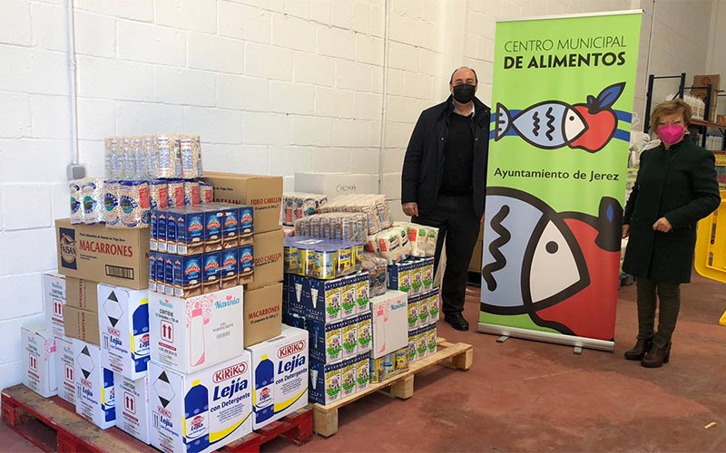 El Centro Municipal de Alimentos gestiona en sus primeros tres meses la entrega de 20.000 kilos de víveres entre 4.000 vecinos vulnerables