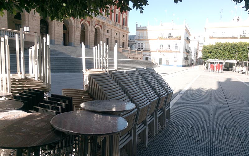 San Fernando y Chiclana son las dos únicas localidades de la Bahía que deben continuar una semana más con comercios y bares cerrados