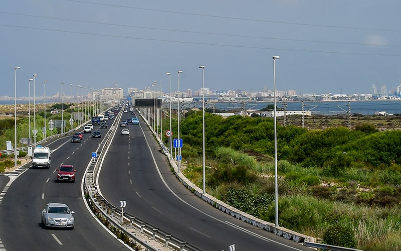 Se prevén retenciones este jueves en la CA-33 entre La Isla y Cádiz