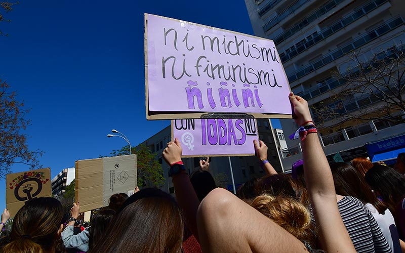 Sin acuerdo para que salga una declaración institucional por el 8-M en el Ayuntamiento de Cádiz: “al PP no se lo permite su socio, Vox”