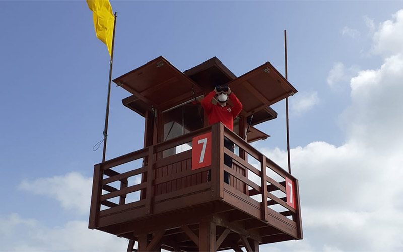 Nueve meses con Cruz Roja ‘vigilante’ en la playa de La Barrosa