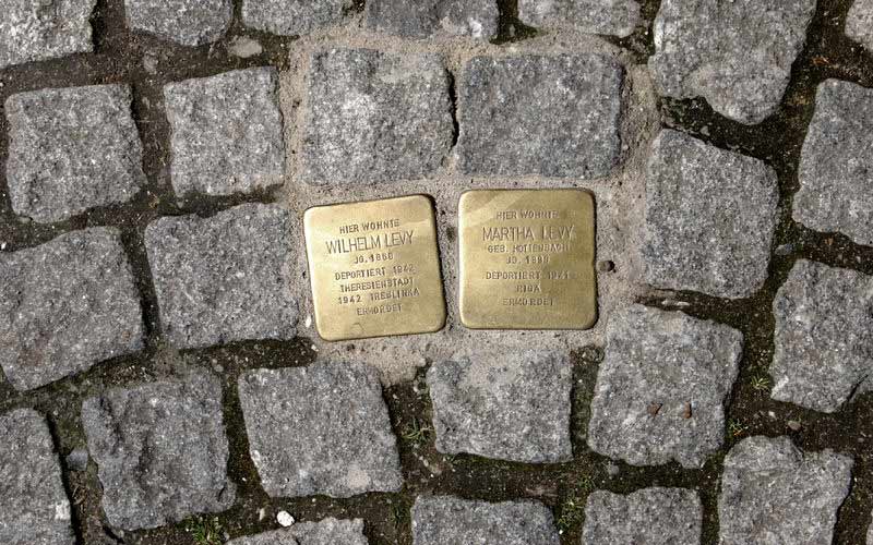 Jerez se sumará al memorial Stolpersteine, para recordar a cinco de sus vecinos asesinados por los nazis en campos de concentración
